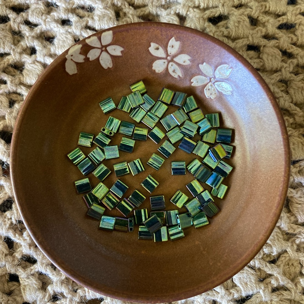 Japanese Glass Tila Bead Mix With Stackable Clear Storage Container - Picture 5 of 16